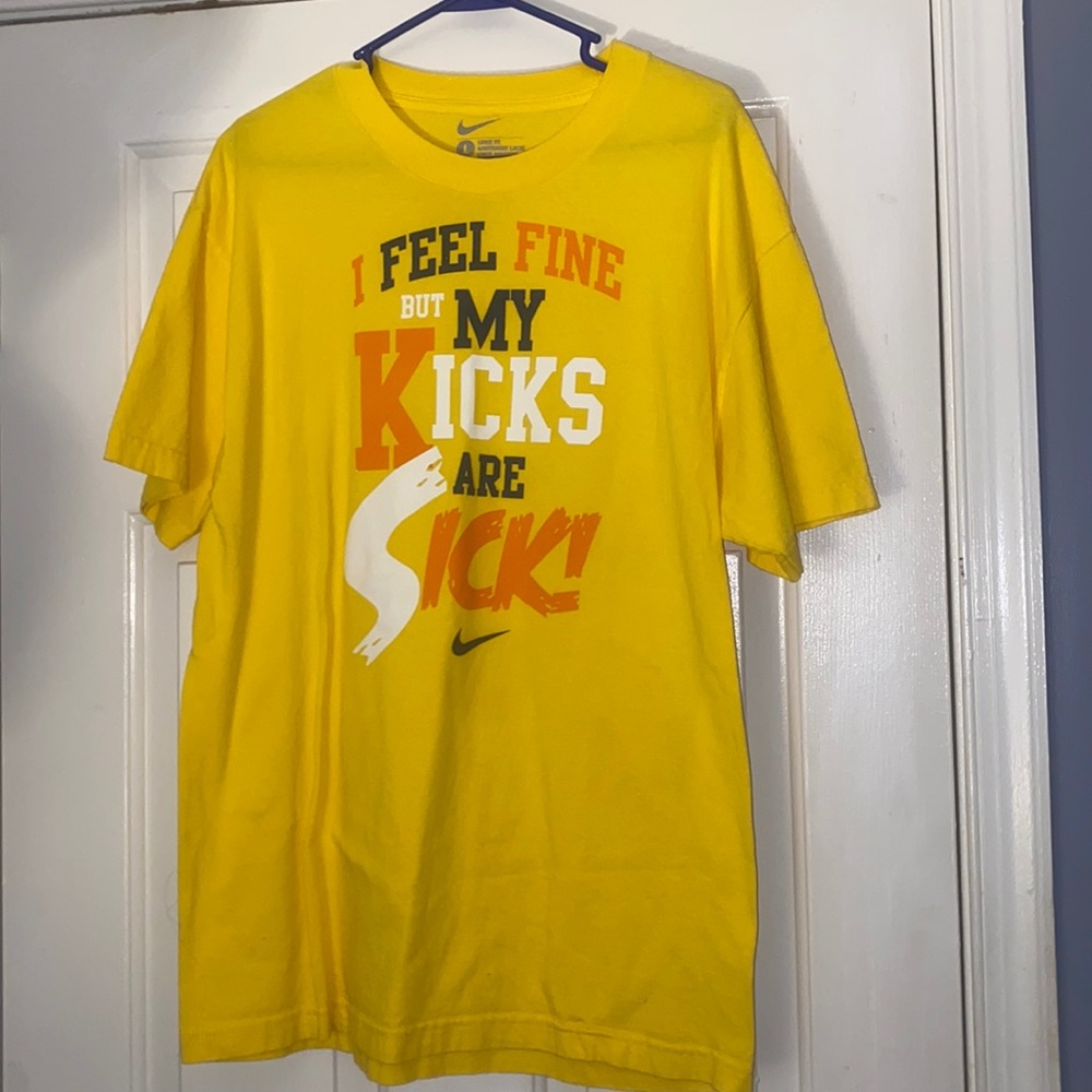 Nike t-shirt